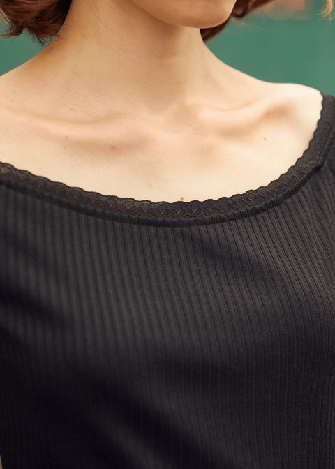 Lace by Day Marilyn Neck Tee (Endgültiger Verkauf)-2