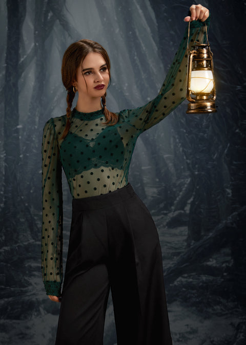 ModCloth Roxanne Bluse mit Smok-Einsatz und Stehkragen-4