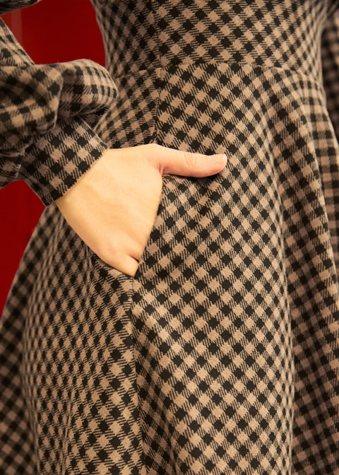 Das Sonntagsspaziergang-Fit&Flare-Kleid-5