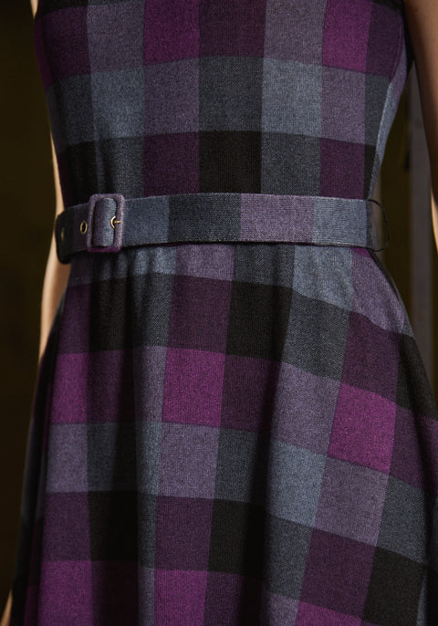 Elegantes neues Fit&Flare-Kleid-1