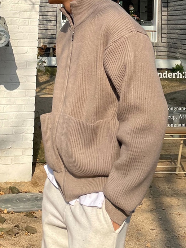 Men's Solid Dual Pocket Zip Up Sweater-2