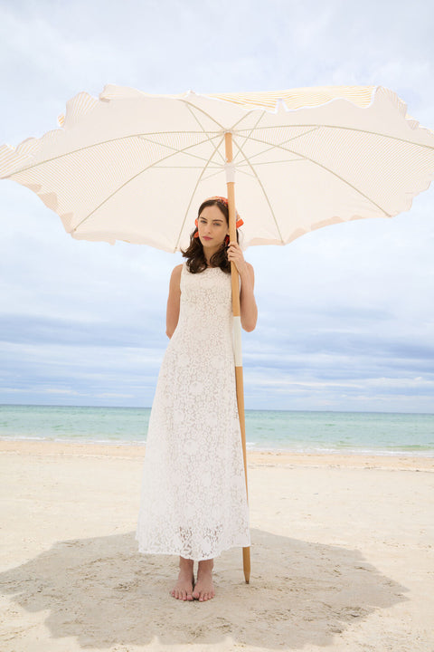 Traumhaftes weißes Midikleid aus Spitze-2