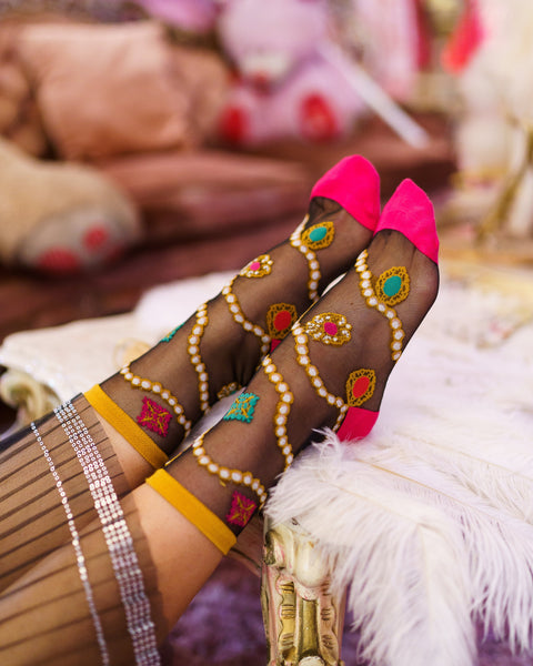 Schwarze, transparente Knöchelsocke von Pearls&Jewels-3